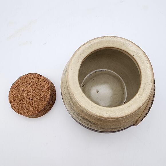 Vtg Mad Money Savings Jar Glazed Stoneware Cork Lid Brown Cream Gargen Ridge 5" - Picture 6 of 10